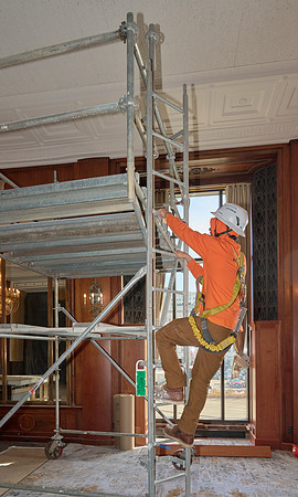 ALT_300dpi-25-018_Tri-North_Hilton_215