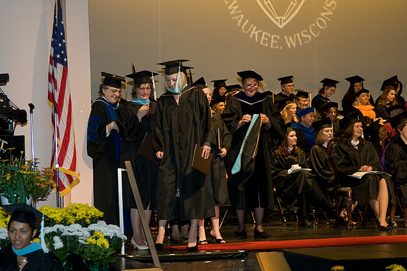 Nick_08_Grad_28