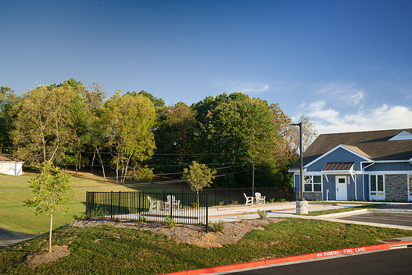 72dpi_22-012_017