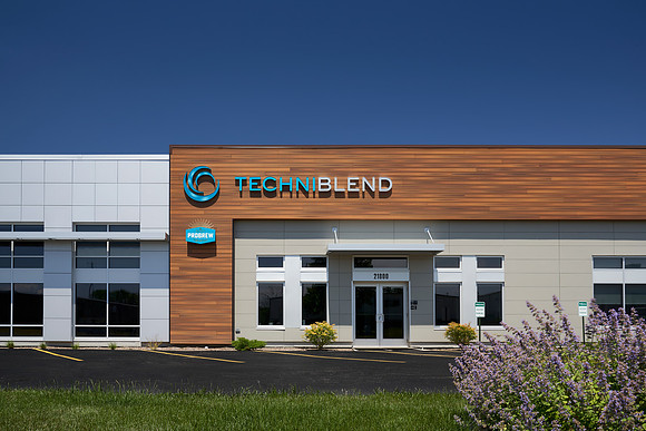 300dpi_21-005-2_TechniBlend-04-