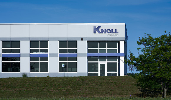 300dpi_19-029 Knoll_01