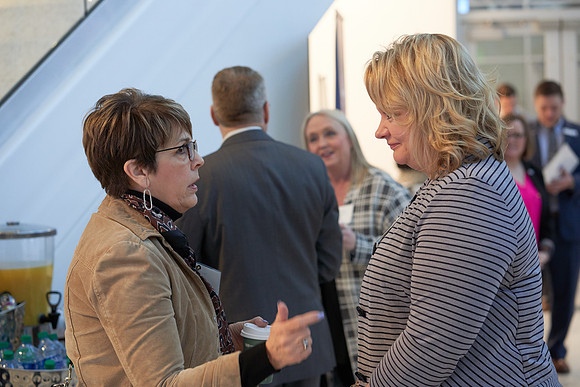 20-001_015