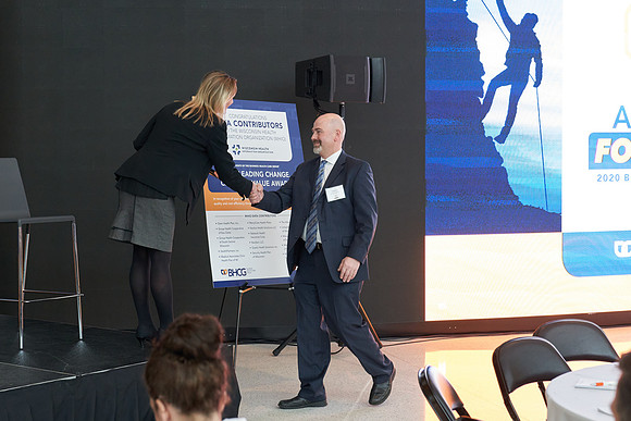 20-001_209