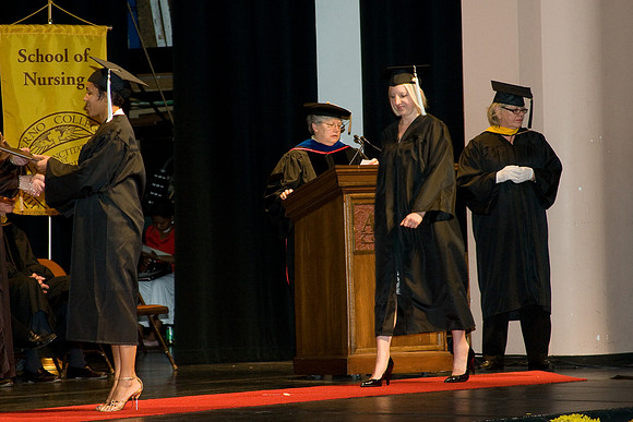 Nick_08_Grad_16