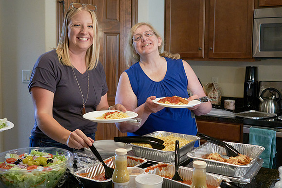 208