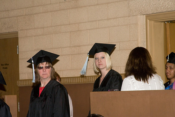 Nick_08_Grad_06